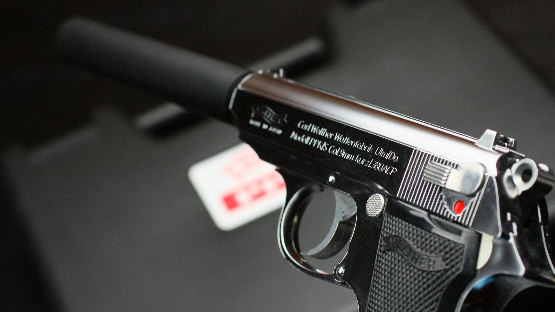 摩纳哥街头烽火，红牛双雄绝杀封王，引擎活塞遭技术封锁